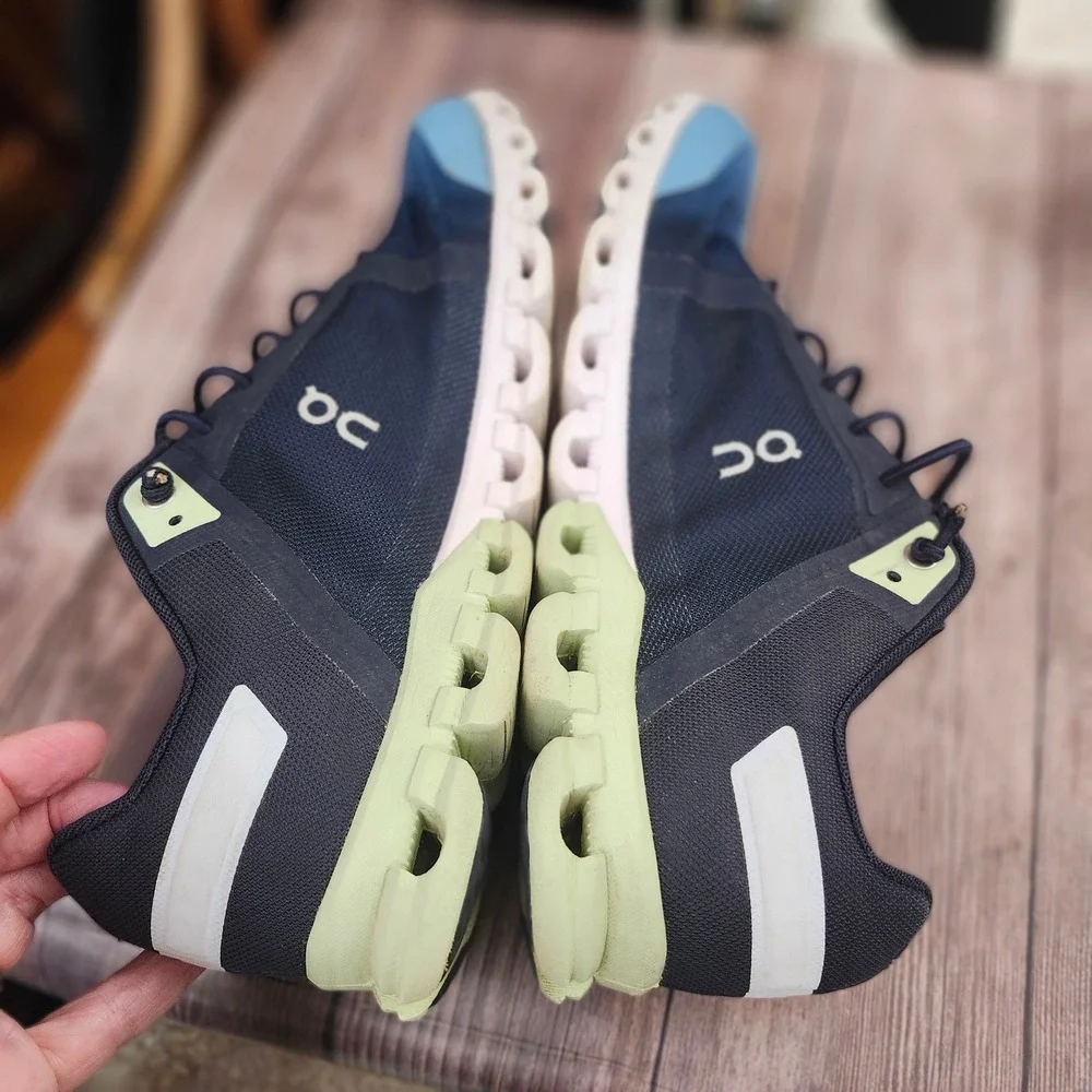 On Running Cloudflow  Mens 10 Navy Blue Lime Green Road Shoes Activewear‎ Sporty